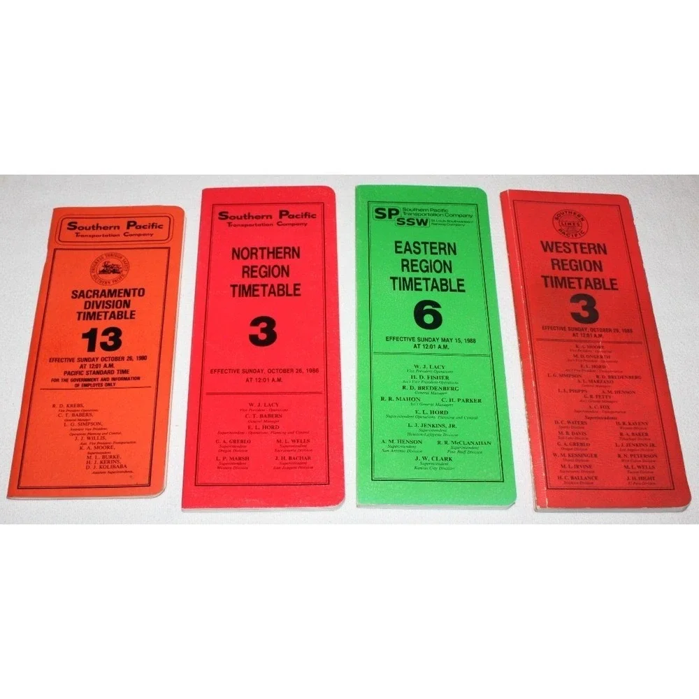 35 VTG Southern Pacific Lines Time Tables 1940s-1980s Passenger & Employee lot